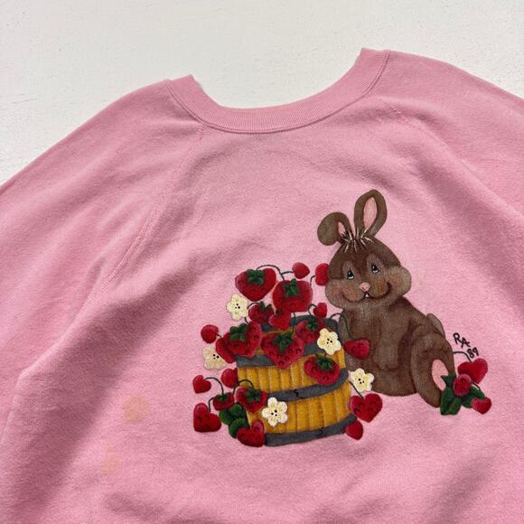 Vintage 80s Bunny Strawberries Graphic Crewneck Sweatshirt, Size 2X - Picture 4 of 10